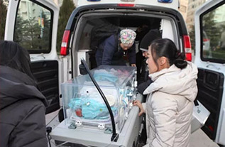 凤城市妇婴监护型护送